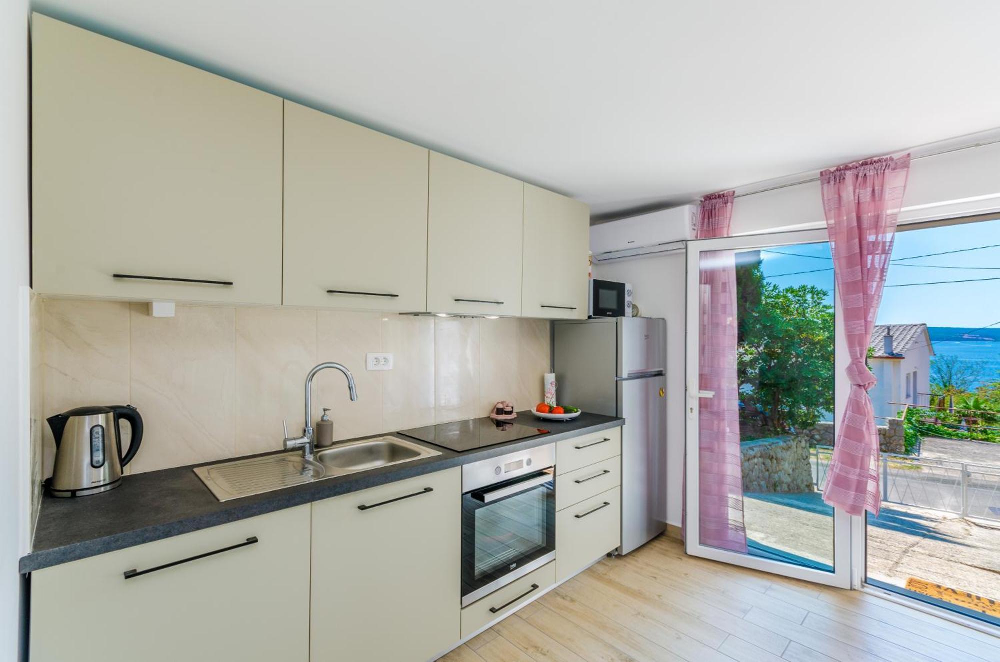 Leng Apartment ดรามัลย์ ภายนอก รูปภาพ