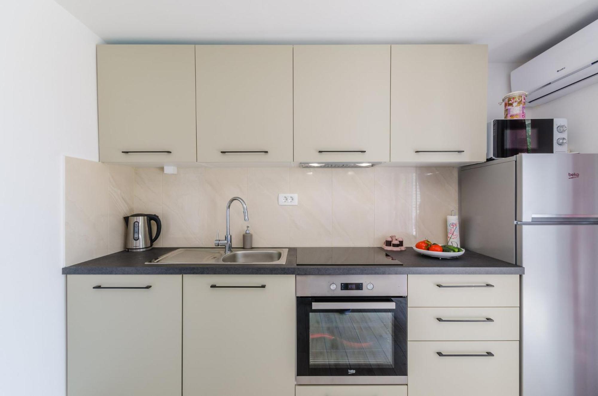 Leng Apartment ดรามัลย์ ภายนอก รูปภาพ